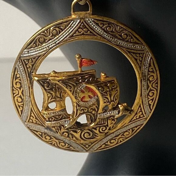 Damascene Vintage Spaniard Sailing Ship Key Chain - Picture 2 of 7